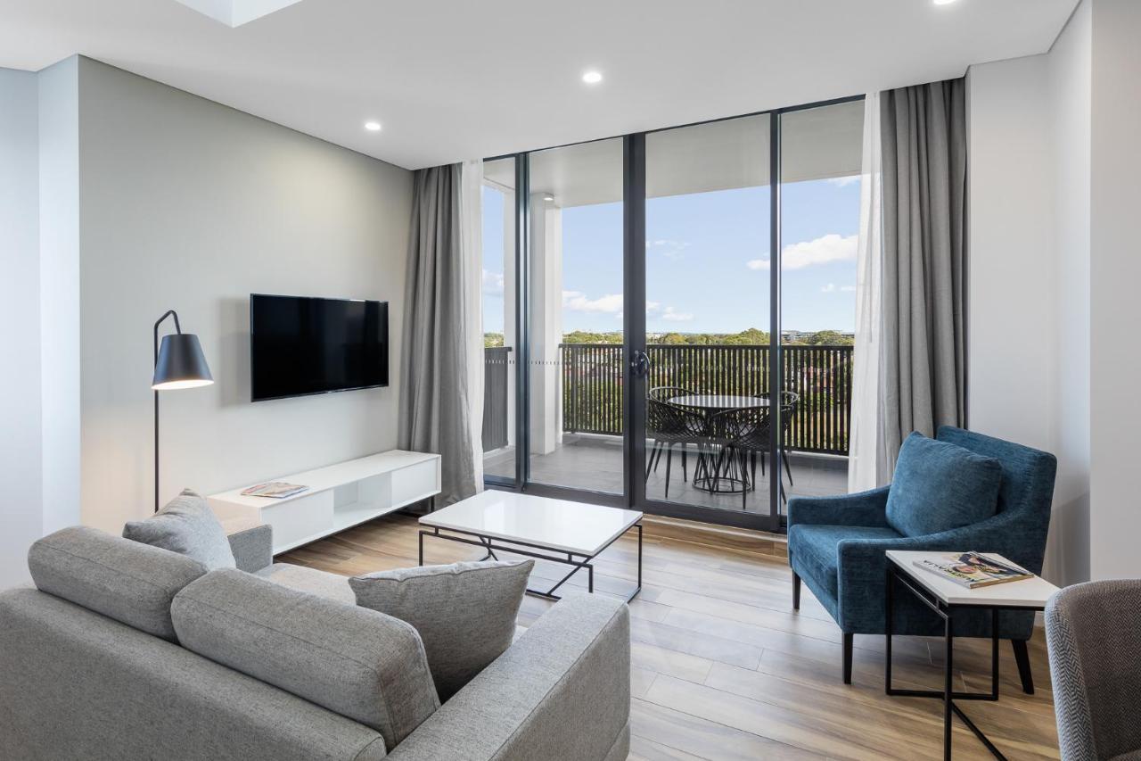 เมอริตัน สวีท โคเวิร์ดสตรีท มัสคอต Hotel ซิดนีย์ ภายนอก รูปภาพ Living room